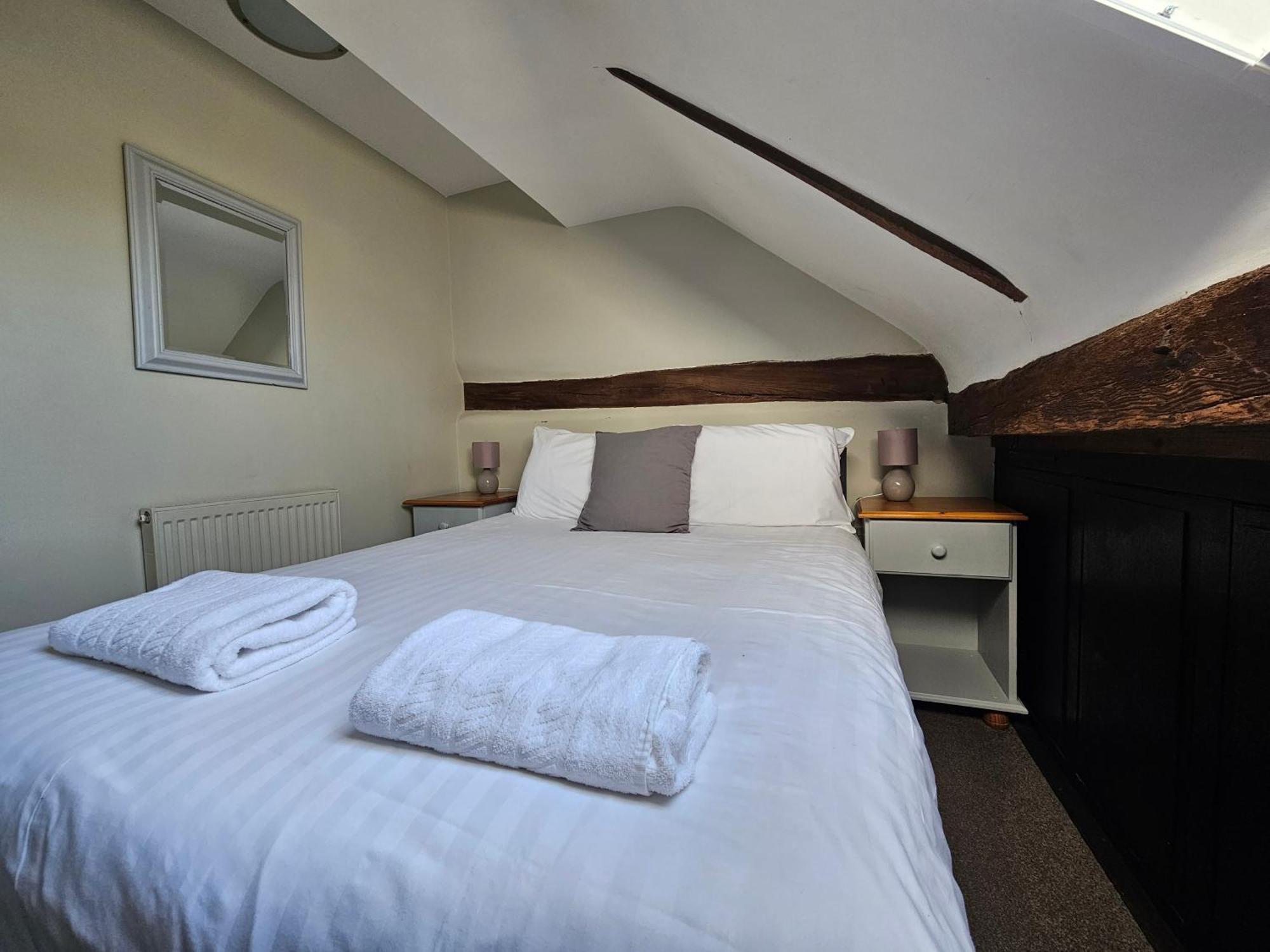The Swan Inn Hilborough Esterno foto