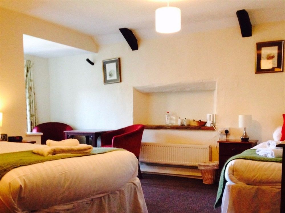 The Swan Inn Hilborough Esterno foto