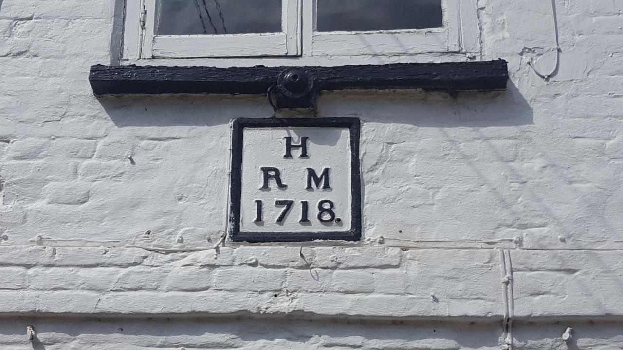 The Swan Inn Hilborough Esterno foto